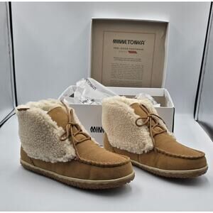 Minnetonka Shearling Ankle Boots Moccasin Suede Brown Womens New